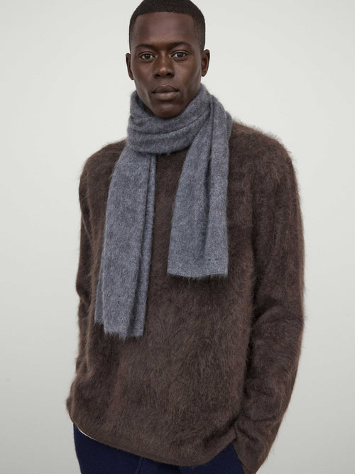 The Viktor Scarf